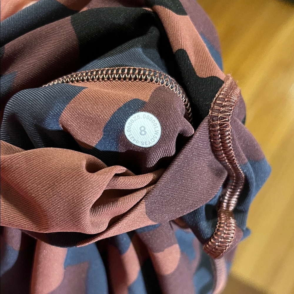 Lululemon swift speed high rise -24 inch -camo Smokey red - Picture 12 of 12